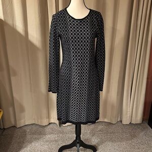 Cynthia Rowley Black and White Geometric sweater Dress.  Brand new never worn.